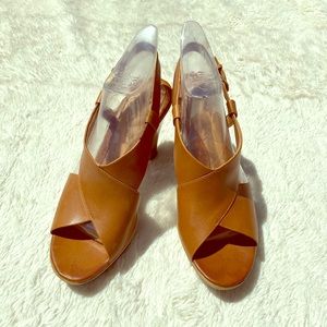 New Perfect “Sofft” leather heel sandals.